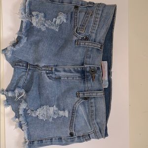 Super cute VH Jean shorts